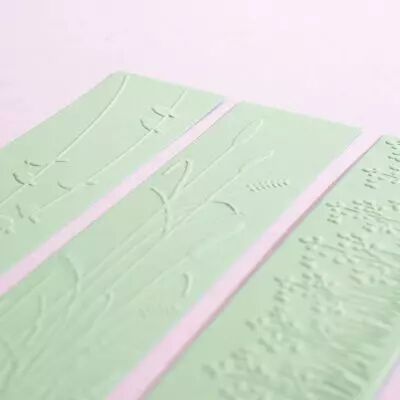 3 MINI PLAQUES A EMBOSSER NATURE