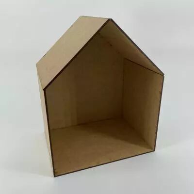 BOITE AVEC TOIT POUR MAISON DE POUP�E