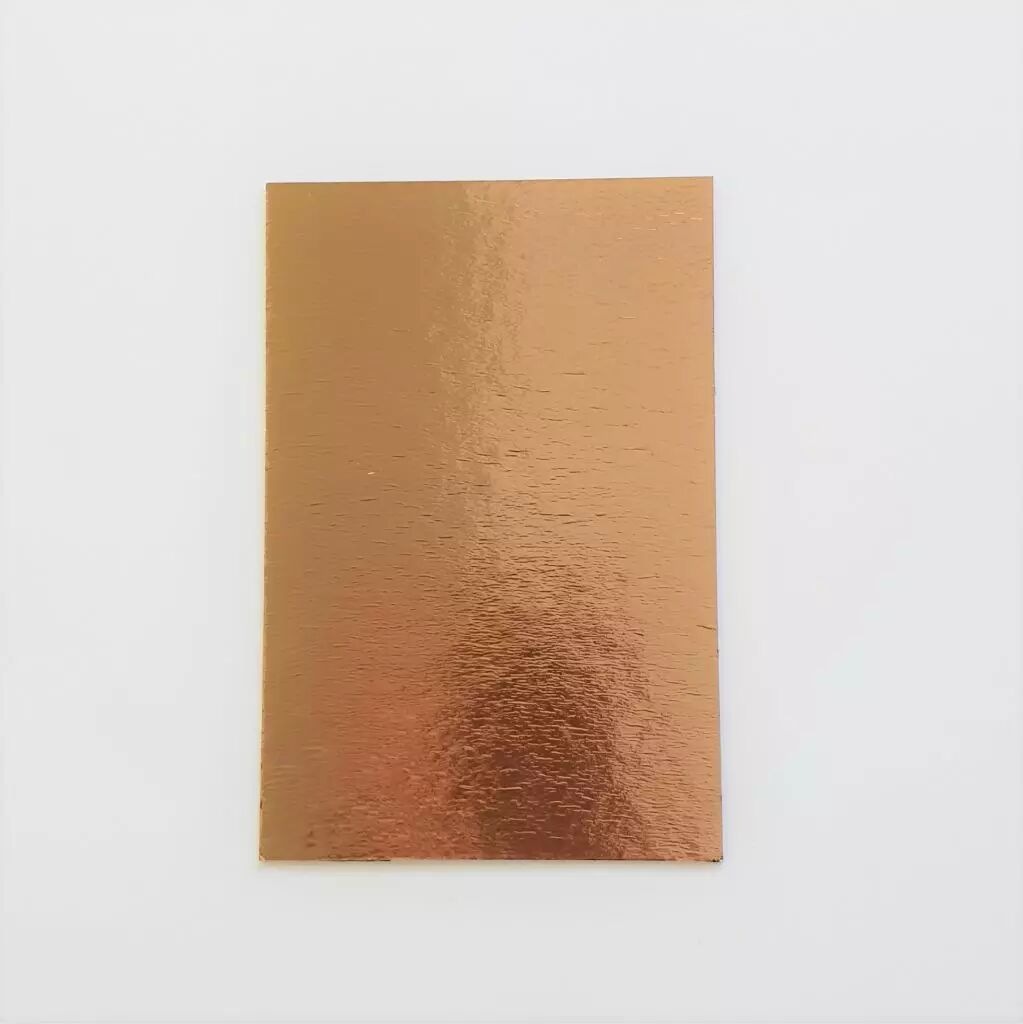 FDSCH1913 CHIPBOARD CARTON OR ET NOIR 19.5 fee du scrap