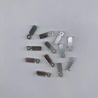 FLIPETTE CARR� EN PLEXI 3MM ARGENT