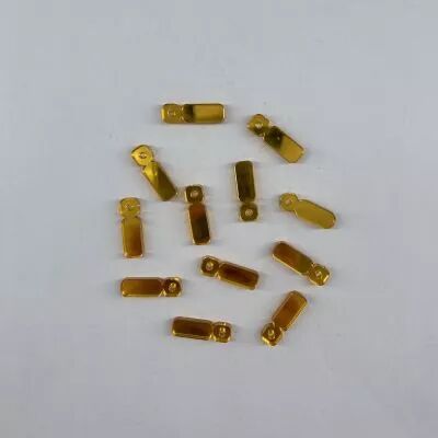 FLIPETTE CARR� EN PLEXI 3MM OR JAUNE