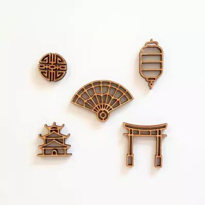 GRAND LOT EMBELLISSEMENTS BOIS - ASIE