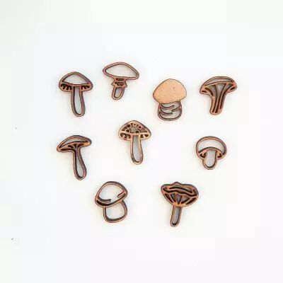 GRAND LOT EMBELLISSEMENTS BOIS - CHAMPIGNONS