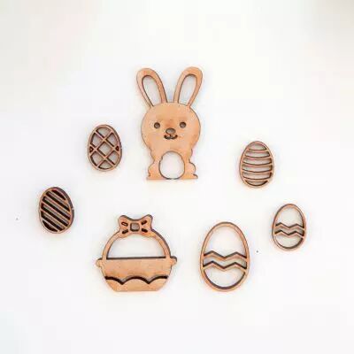 GRAND LOT EMBELLISSEMENTS BOIS - PAQUES