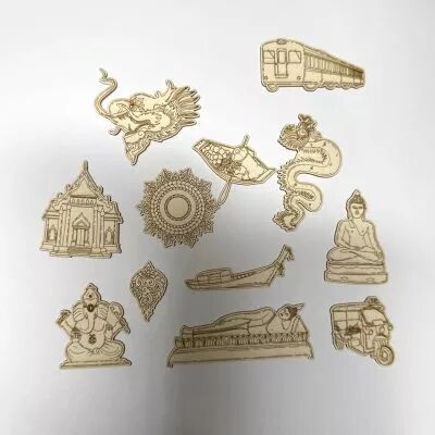LOT DE 12 EMBELLISSEMENTS CARTON BOIS SYMBOLES DE LA THAILANDE