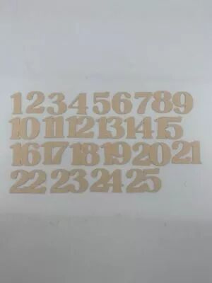 LOT DE 25 DECOUPES CHIFFRES 2,3 CM PAPIER KRAFT CLAIR