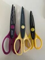 LOT DE 3 CISEAUX CRANTEURS