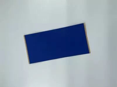 PAPIER BLEU ASPECT TISSU ADH�SIF 15*30 CM