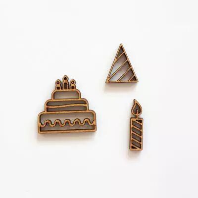 PETIT LOT EMBELLISSEMENTS BOIS - ANNIVERSAIRE